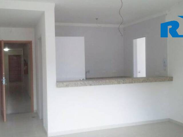 Apartamento para Venda em Caraguatatuba - 4