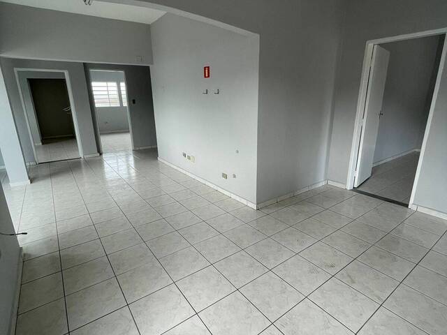 Sala para Locação em Caraguatatuba - 5