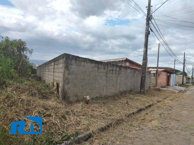 Terreno para Venda em Caraguatatuba - 2