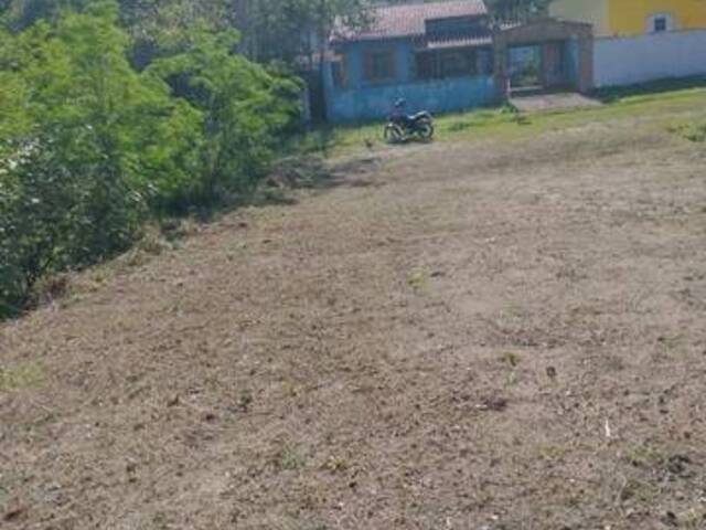 Terreno para Venda em Caraguatatuba - 2