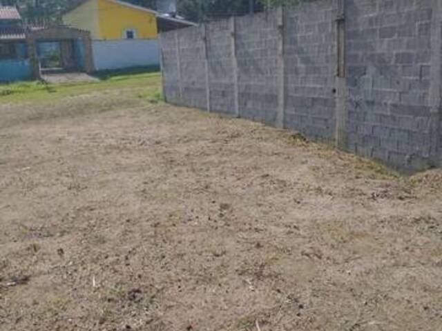 Terreno para Venda em Caraguatatuba - 3