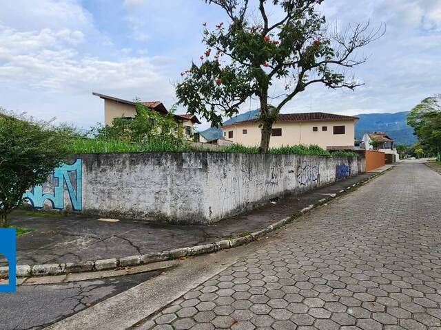 Terreno para Venda em Caraguatatuba - 3