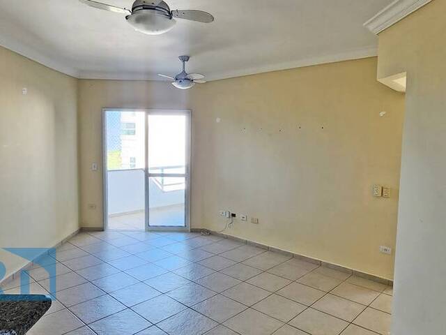 Apartamento para Venda em Caraguatatuba - 5