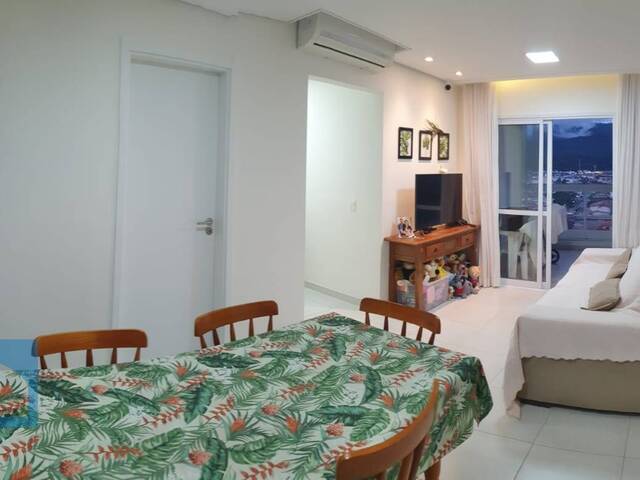 Apartamento para Venda em Caraguatatuba - 4