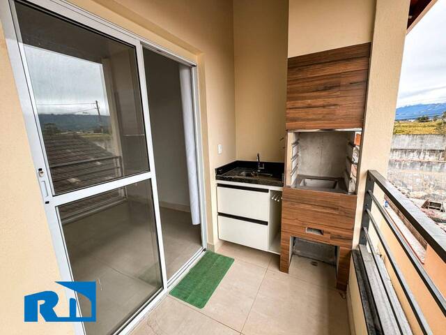 Apartamento para Venda em Caraguatatuba - 1