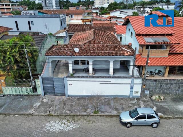 Casa para Venda em Caraguatatuba - 1