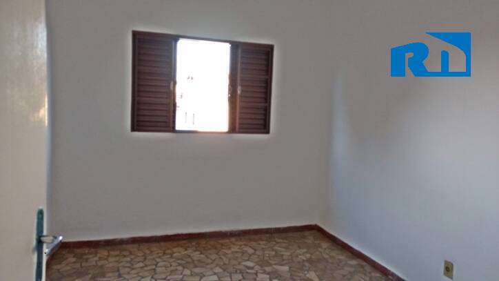 Apartamento para alugar com 2 quartos, 60m² - Foto 3