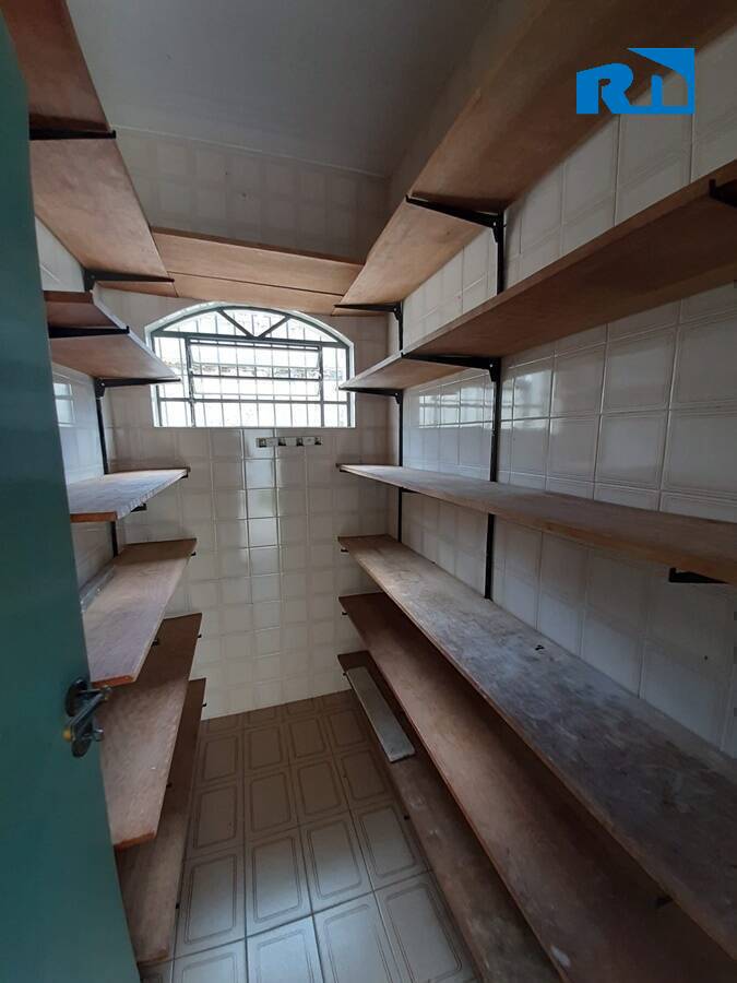 Casa à venda com 2 quartos, 300m² - Foto 10