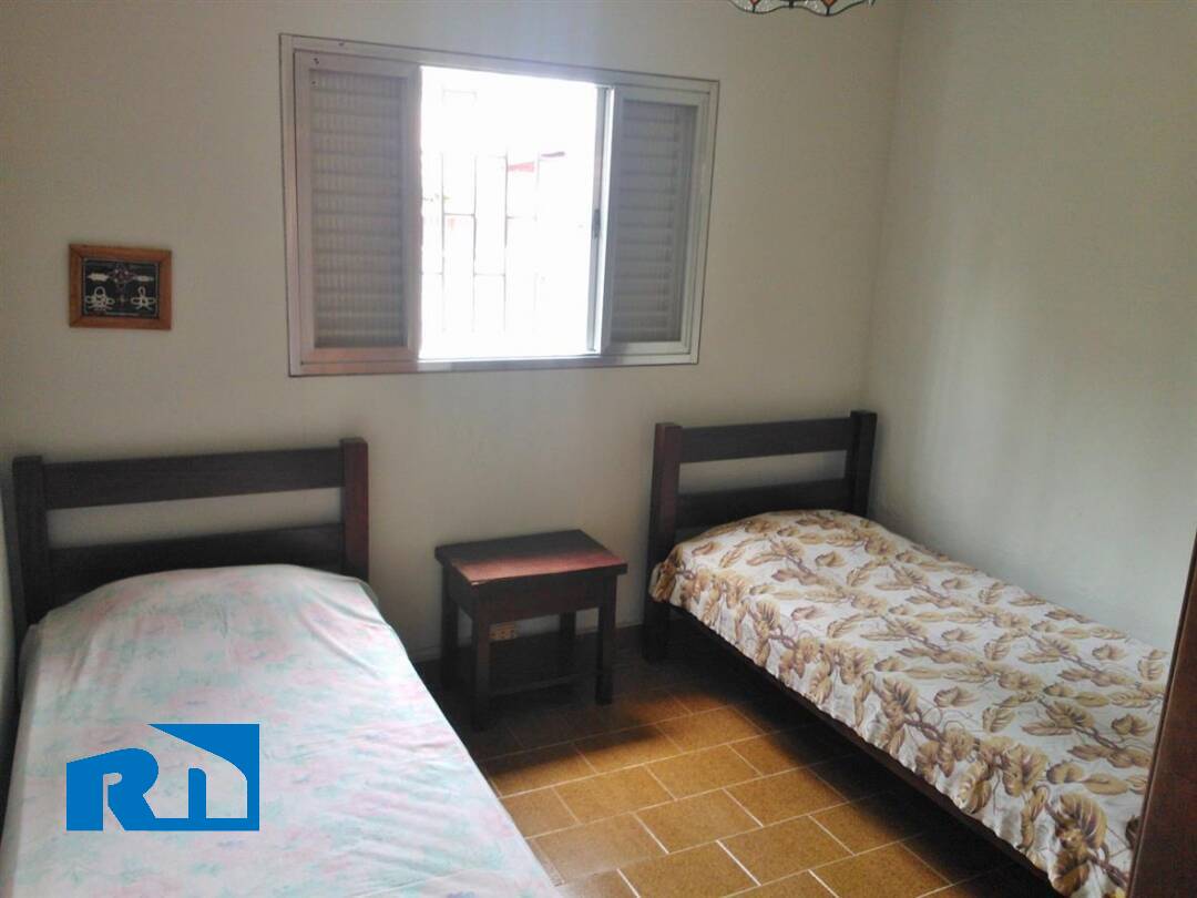 Casa à venda com 5 quartos, 260m² - Foto 5