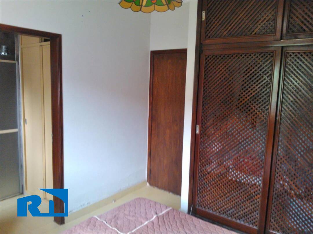 Casa à venda com 5 quartos, 260m² - Foto 13