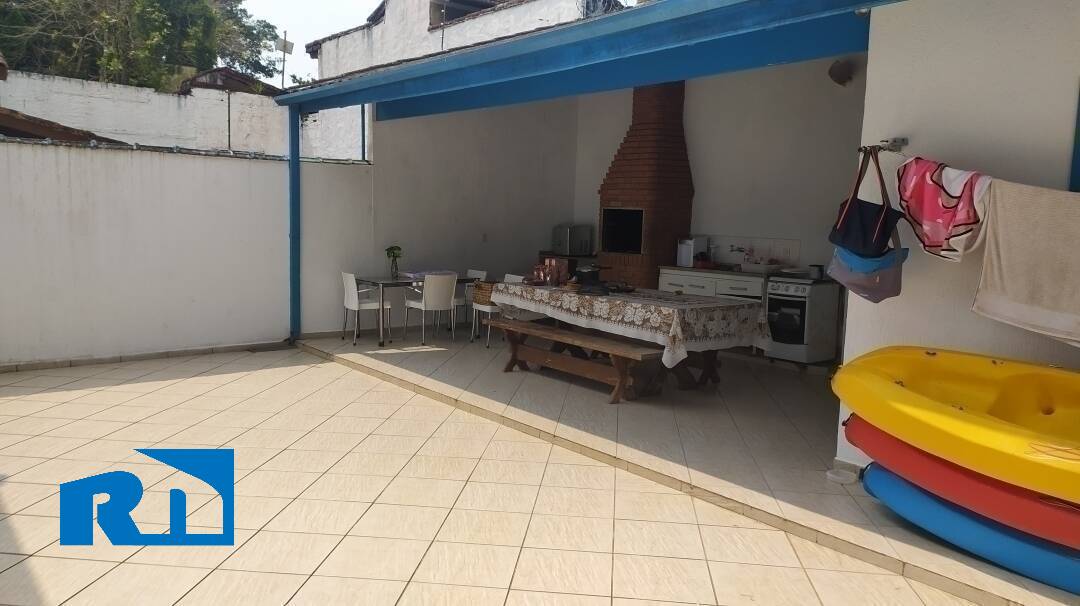 Casa à venda com 3 quartos, 190m² - Foto 10