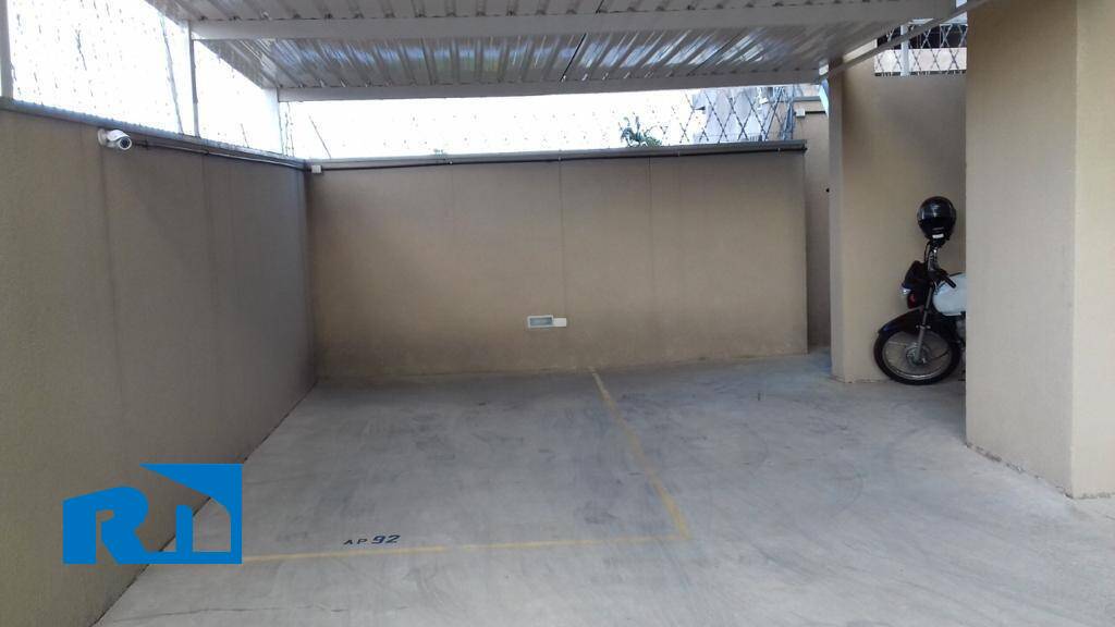 Apartamento à venda com 3 quartos, 210m² - Foto 15