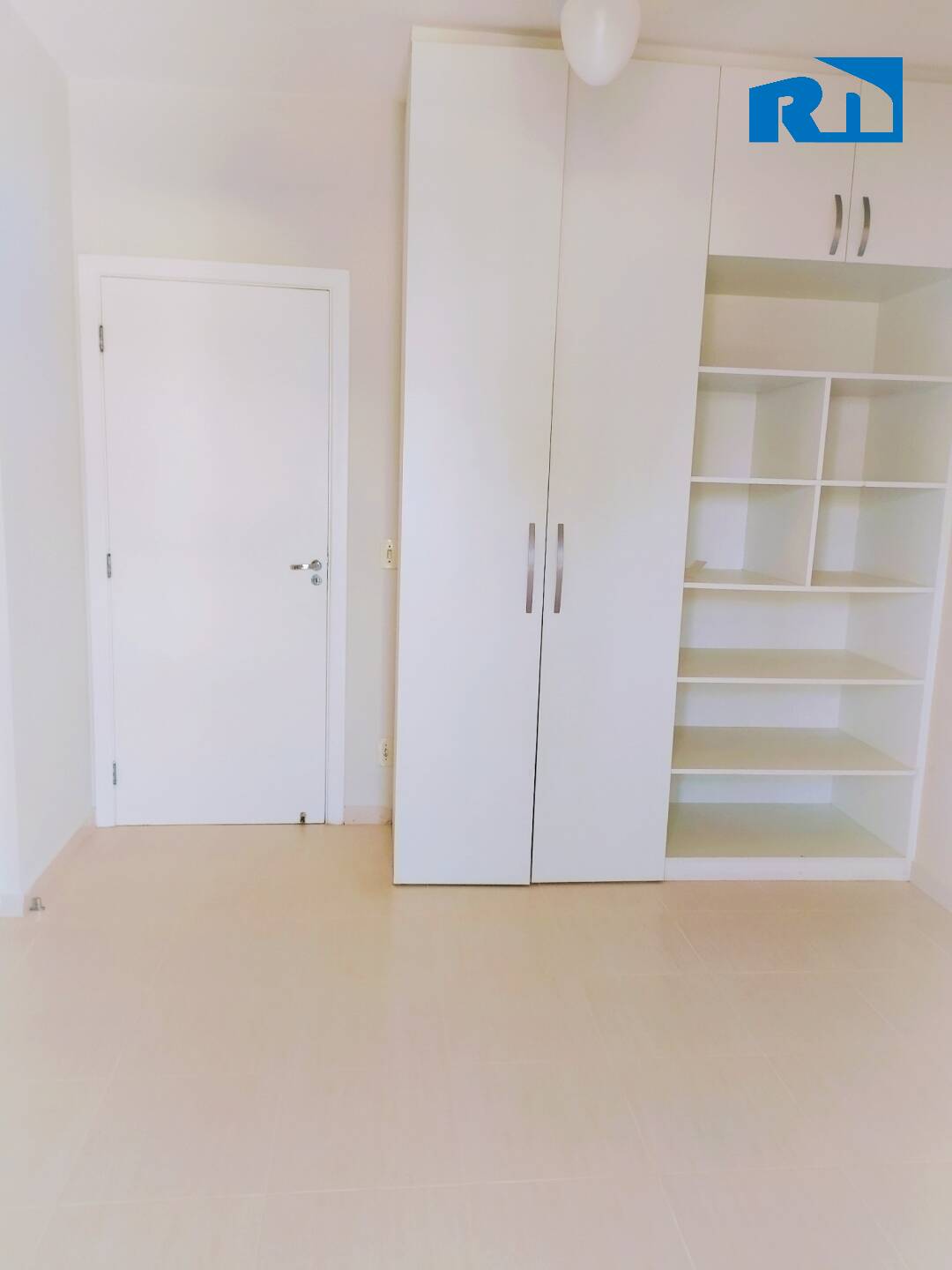 Apartamento à venda com 3 quartos, 180m² - Foto 9