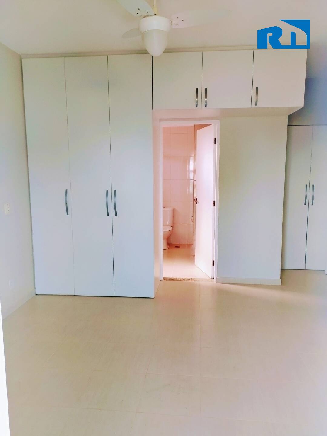 Apartamento à venda com 3 quartos, 180m² - Foto 13