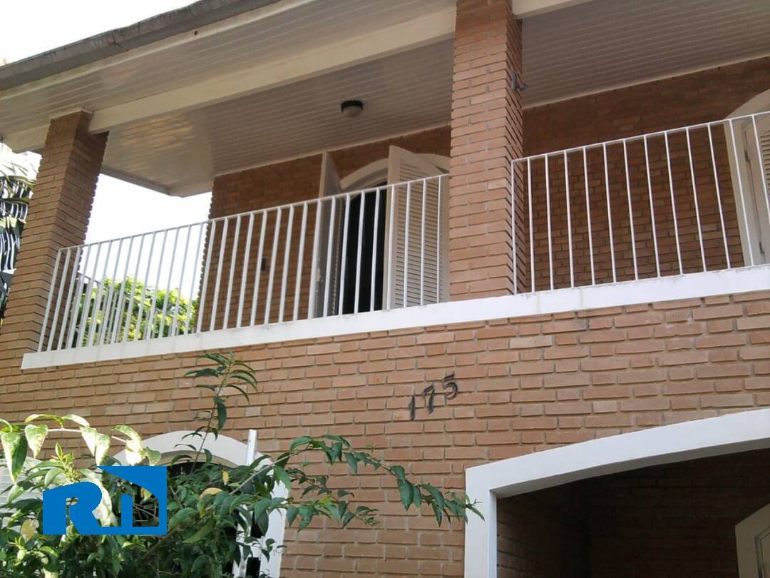 Casa à venda com 4 quartos, 170m² - Foto 14