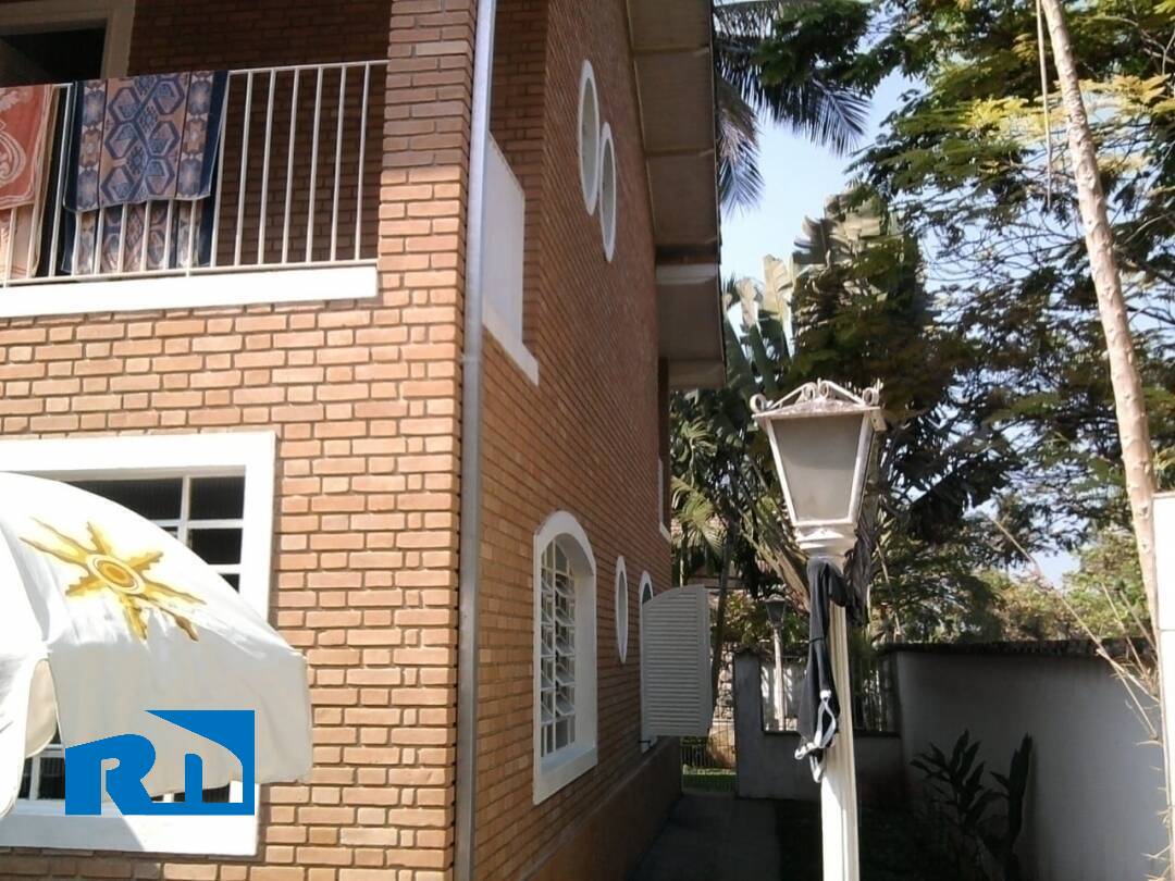 Casa à venda com 4 quartos, 170m² - Foto 12