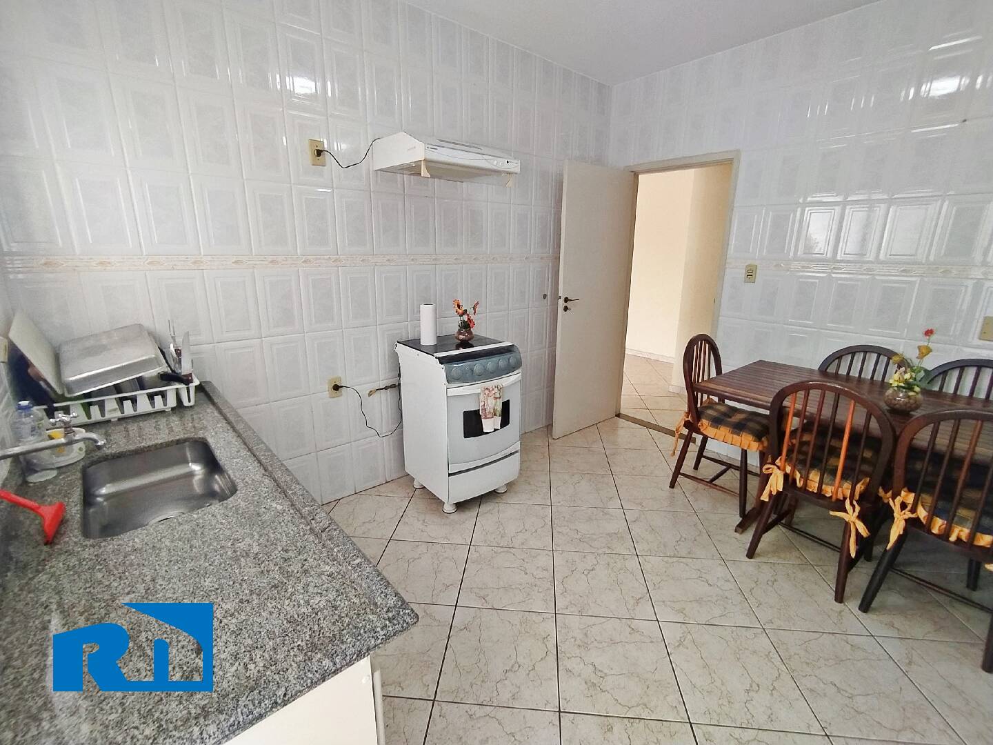 Apartamento à venda com 3 quartos, 160m² - Foto 8