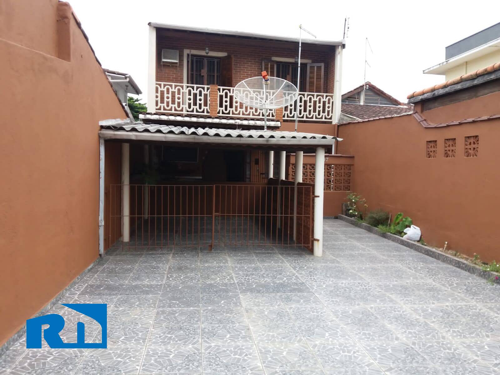 Casa à venda com 2 quartos, 150m² - Foto 1