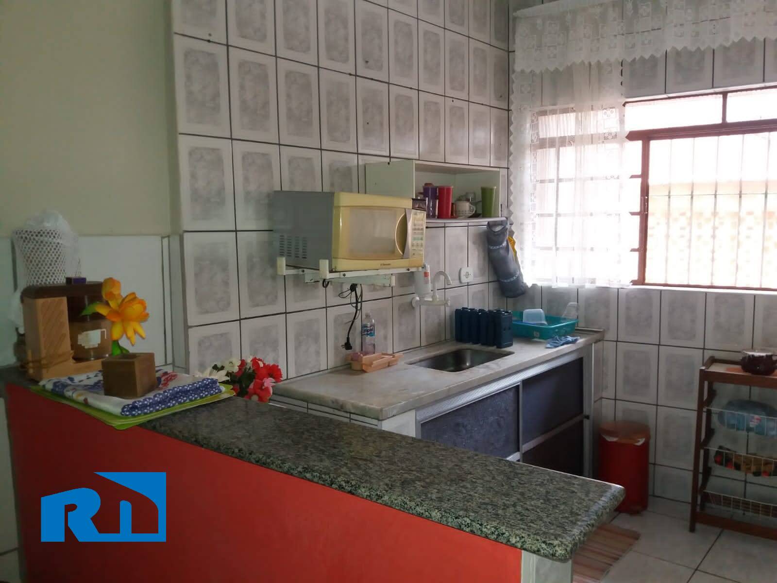 Casa à venda com 2 quartos, 150m² - Foto 4