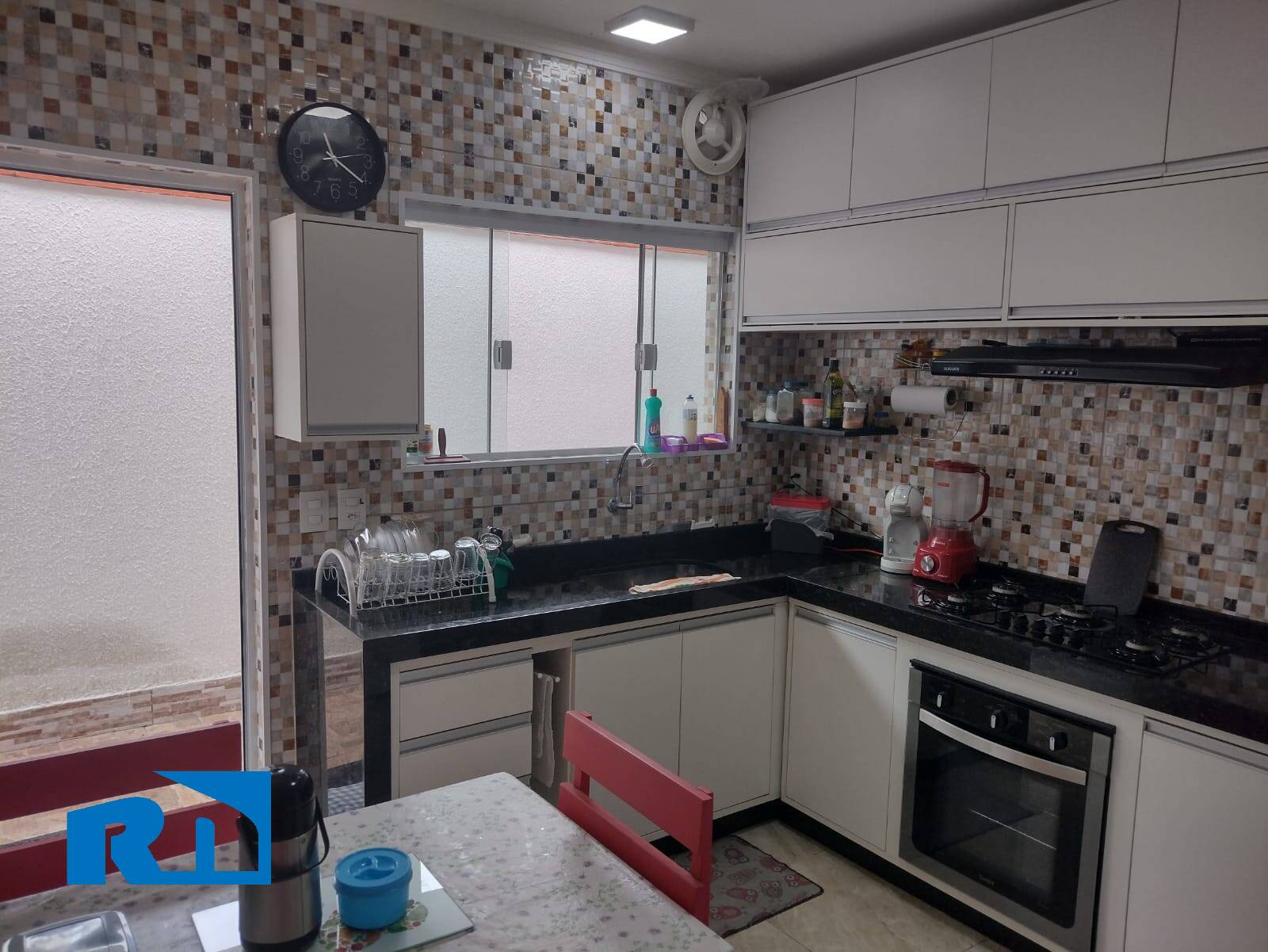 Casa à venda com 2 quartos, 140m² - Foto 14