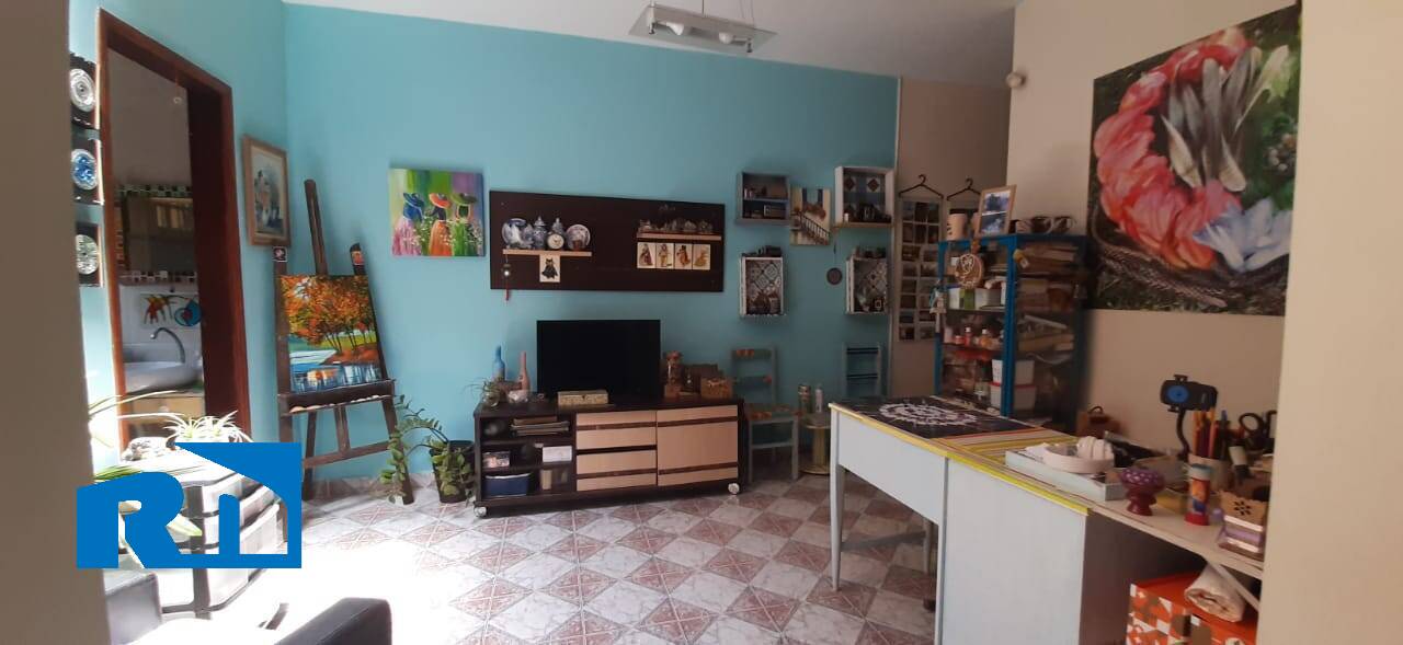 Casa à venda com 3 quartos, 274m² - Foto 5