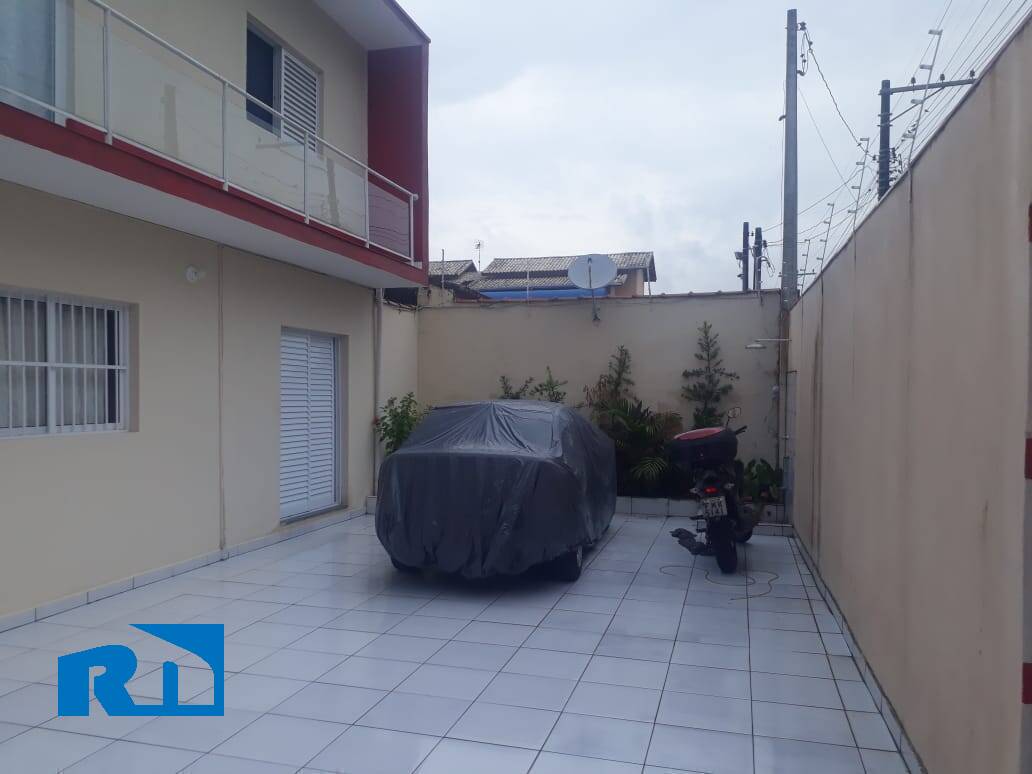 Casa à venda com 3 quartos, 208m² - Foto 20