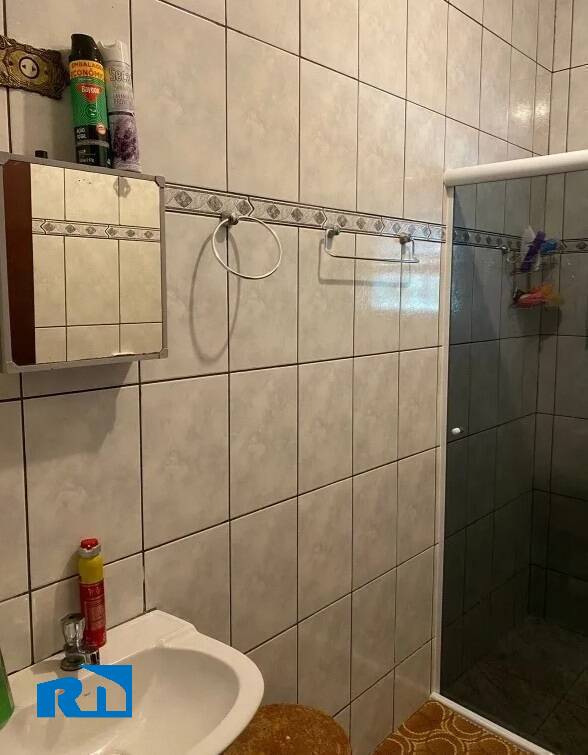 Casa à venda com 2 quartos, 220m² - Foto 8