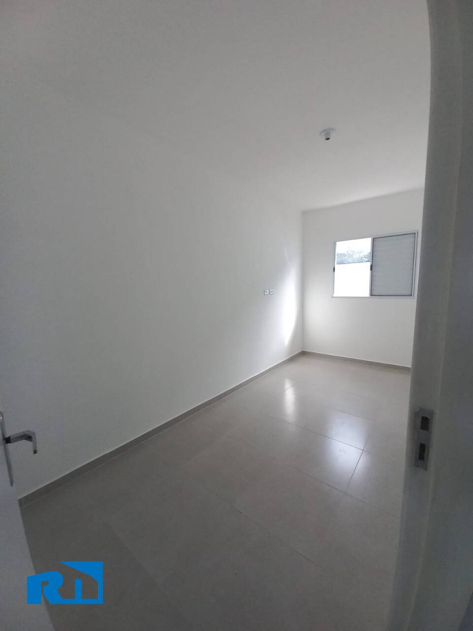 Casa à venda com 2 quartos, 58m² - Foto 11