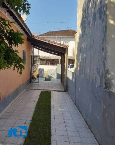 Casa à venda com 2 quartos, 150m² - Foto 1