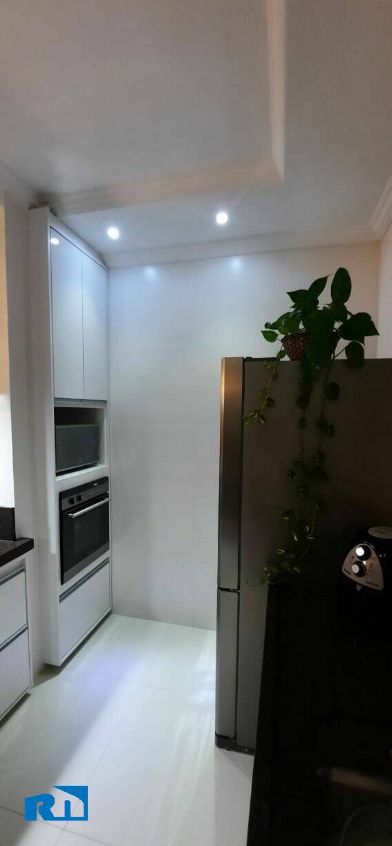 Casa à venda com 4 quartos, 300m² - Foto 6