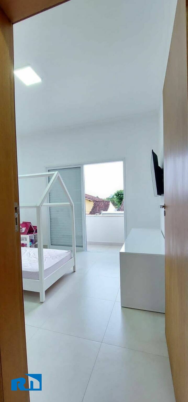 Casa à venda com 4 quartos, 300m² - Foto 17