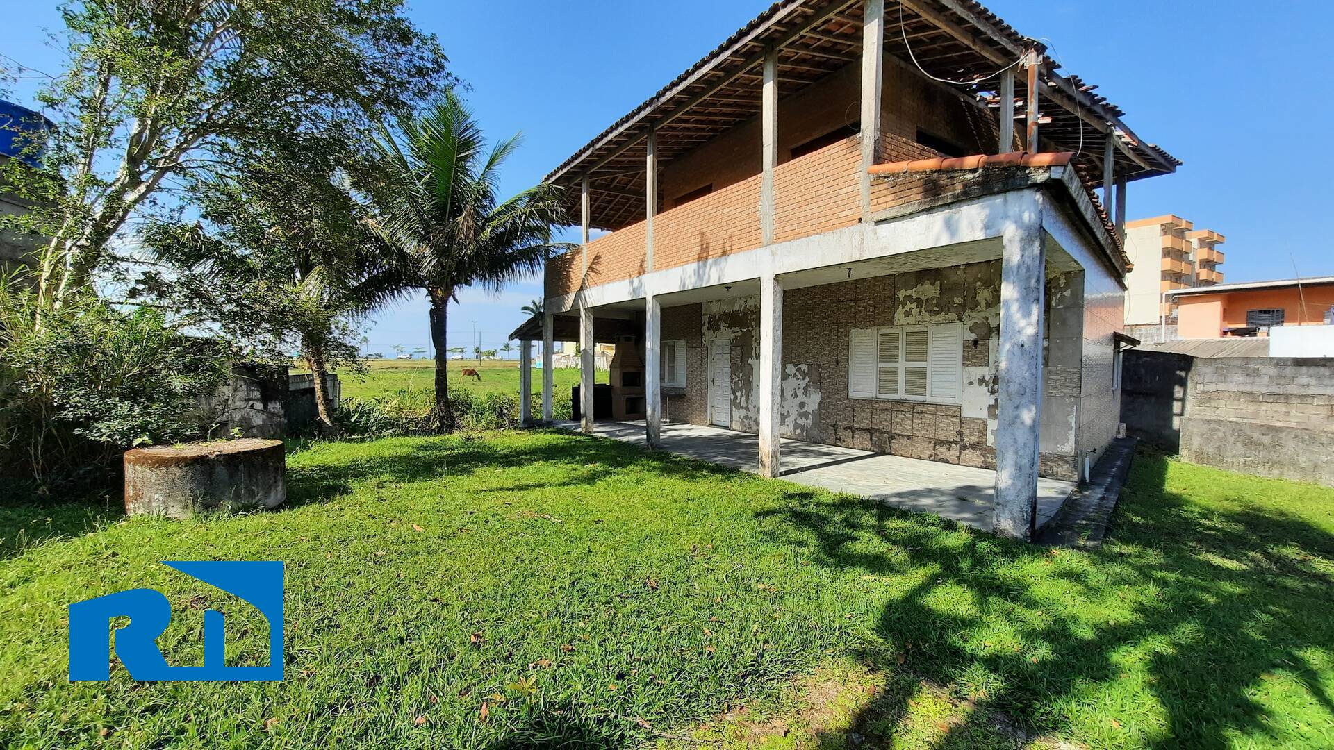 Casa à venda com 3 quartos, 250m² - Foto 9