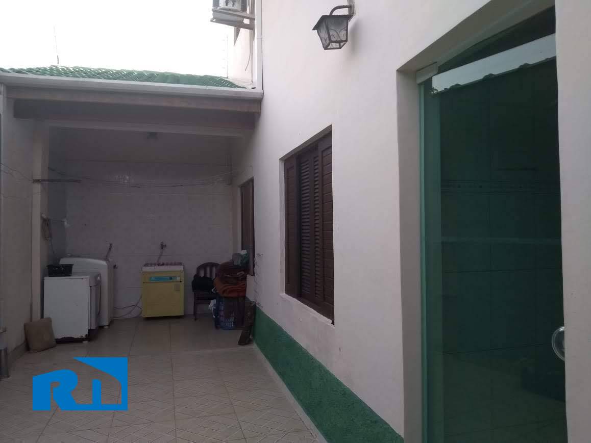 Casa à venda com 5 quartos, 288m² - Foto 12