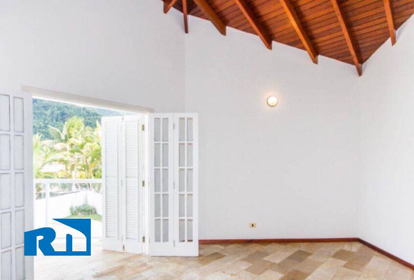 Casa à venda com 4 quartos, 650m² - Foto 6