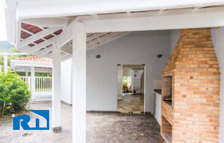 Casa à venda com 4 quartos, 650m² - Foto 9