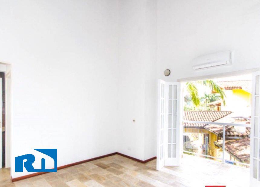 Casa à venda com 4 quartos, 650m² - Foto 20