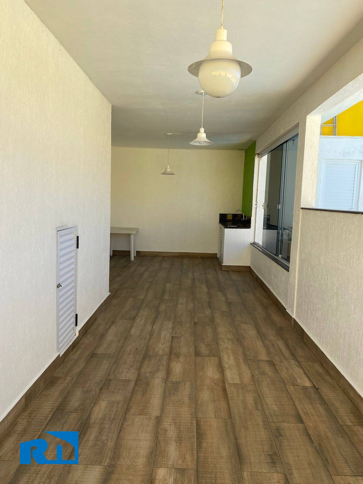 Casa à venda com 2 quartos, 80m² - Foto 7