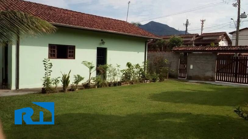 Casa à venda com 2 quartos, 90m² - Foto 2