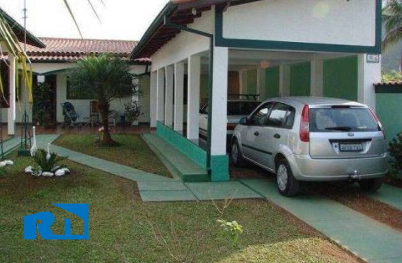 Casa à venda com 3 quartos, 200m² - Foto 3