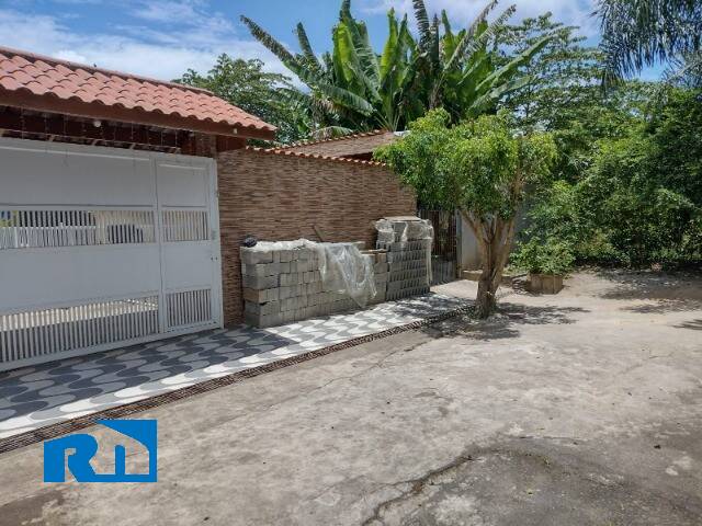 Casa à venda com 3 quartos, 190m² - Foto 4