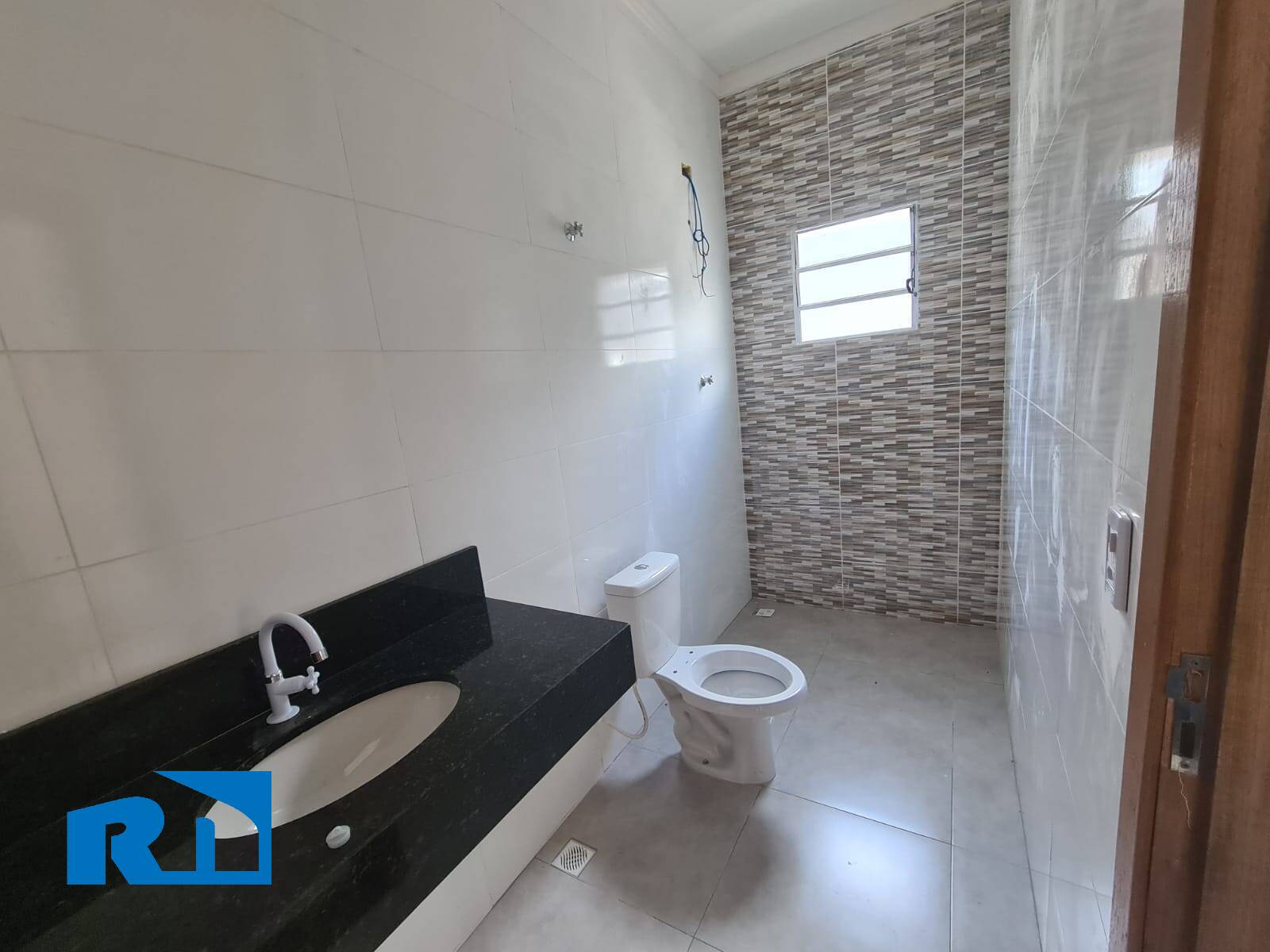 Casa à venda com 2 quartos, 135m² - Foto 12