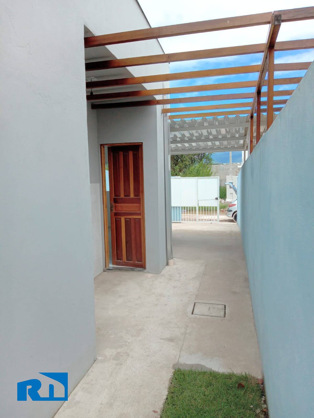 Casa à venda com 2 quartos, 68m² - Foto 3