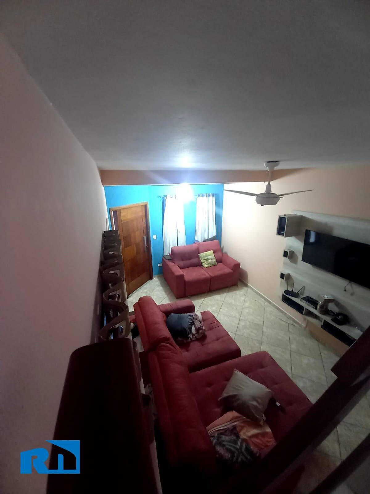 Casa à venda com 3 quartos, 200m² - Foto 2