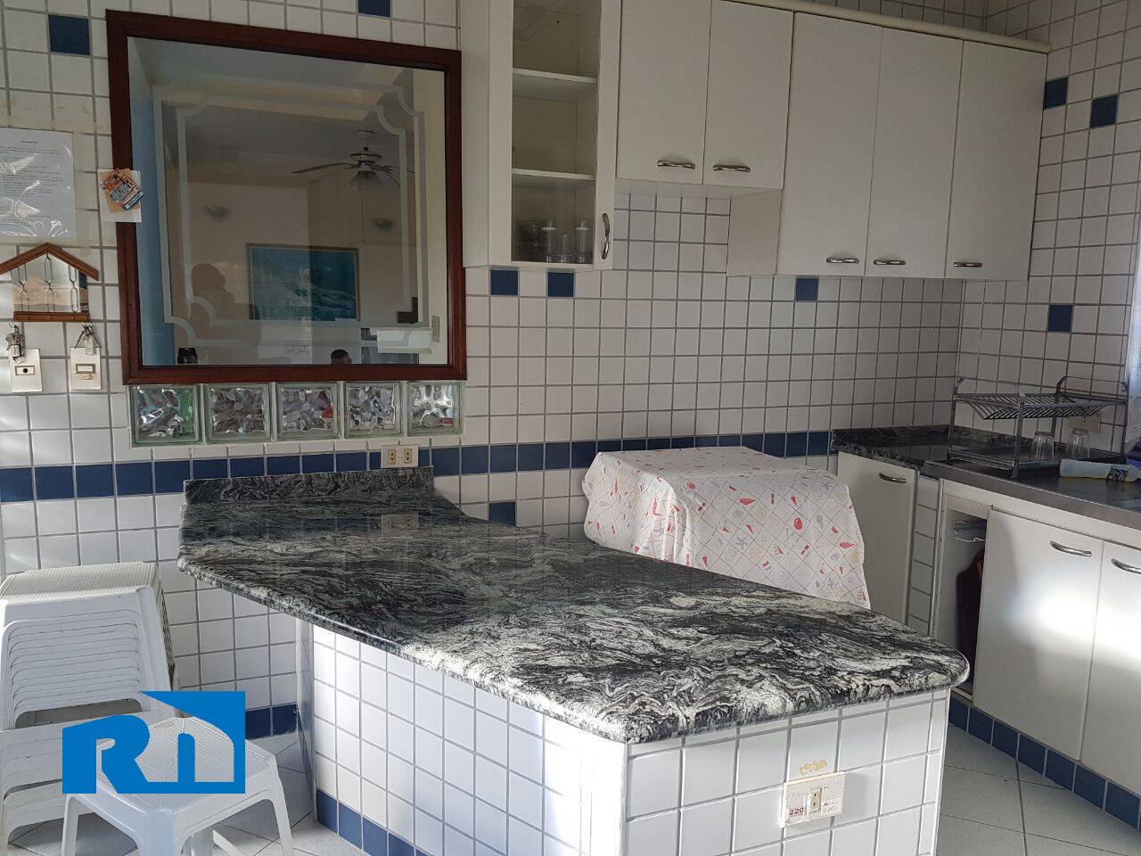 Casa à venda com 5 quartos, 200m² - Foto 8