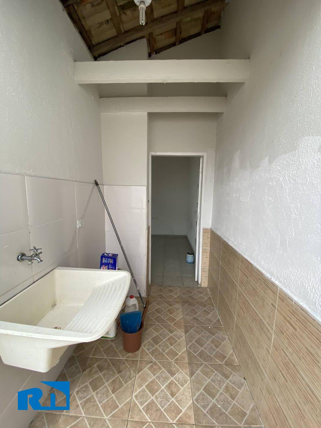 Casa à venda com 4 quartos, 240m² - Foto 15