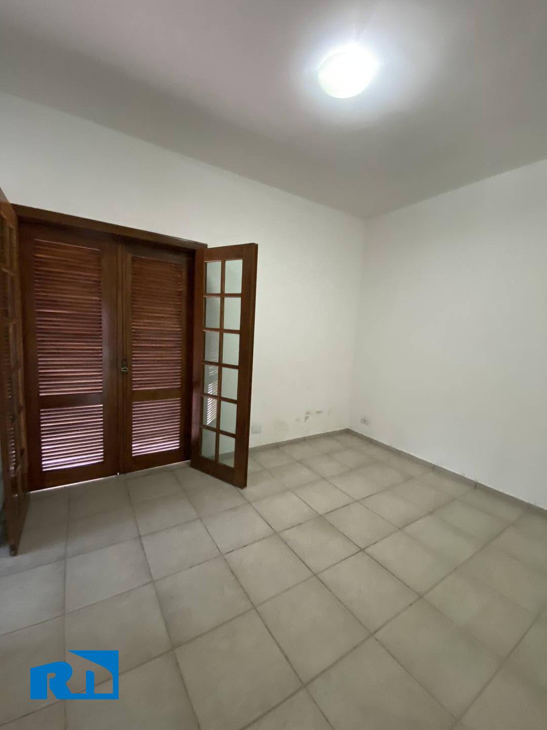 Casa à venda com 4 quartos, 240m² - Foto 19