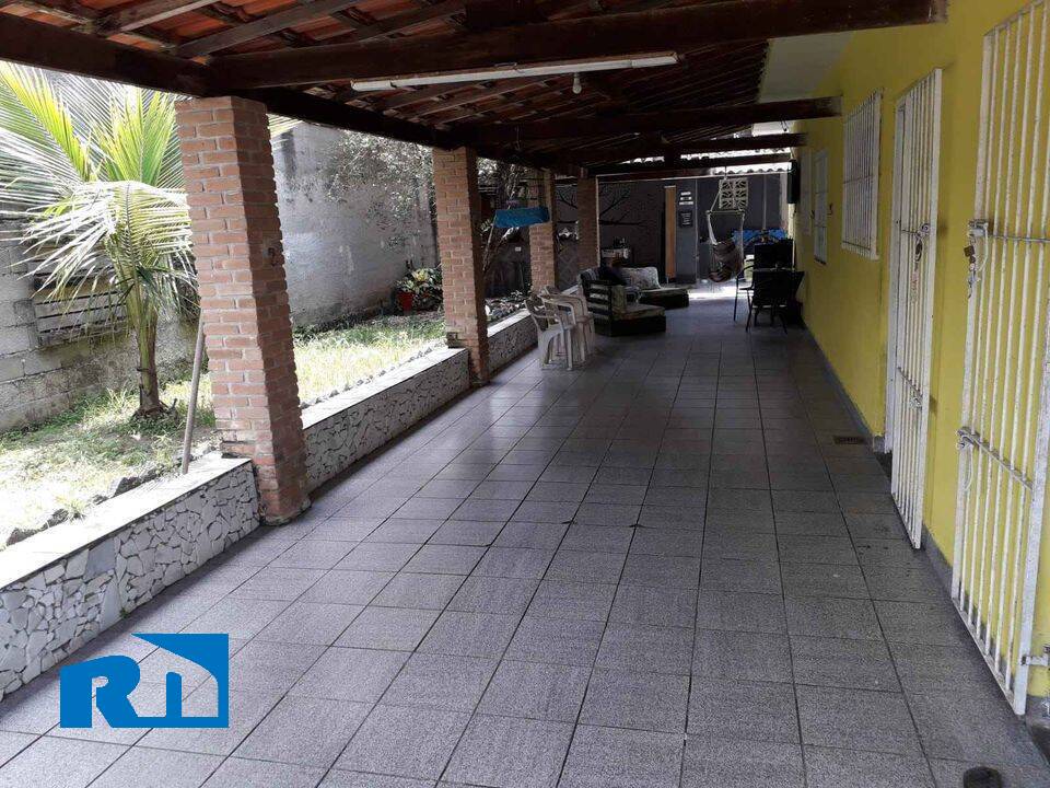 Casa à venda com 4 quartos, 375m² - Foto 2