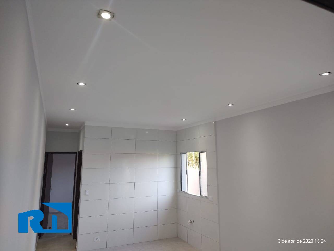 Casa à venda com 2 quartos, 58m² - Foto 3