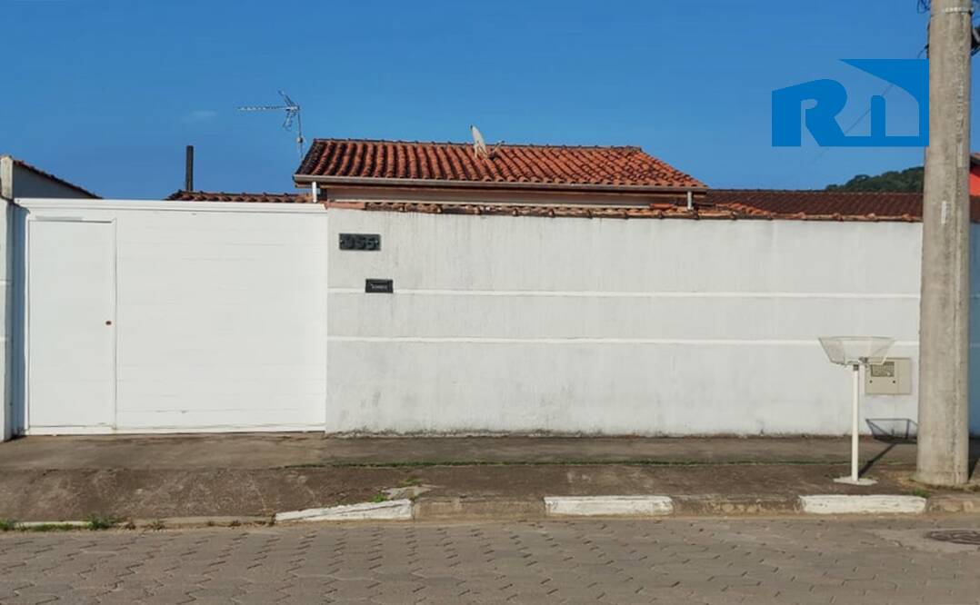 Casa à venda com 2 quartos, 250m² - Foto 1