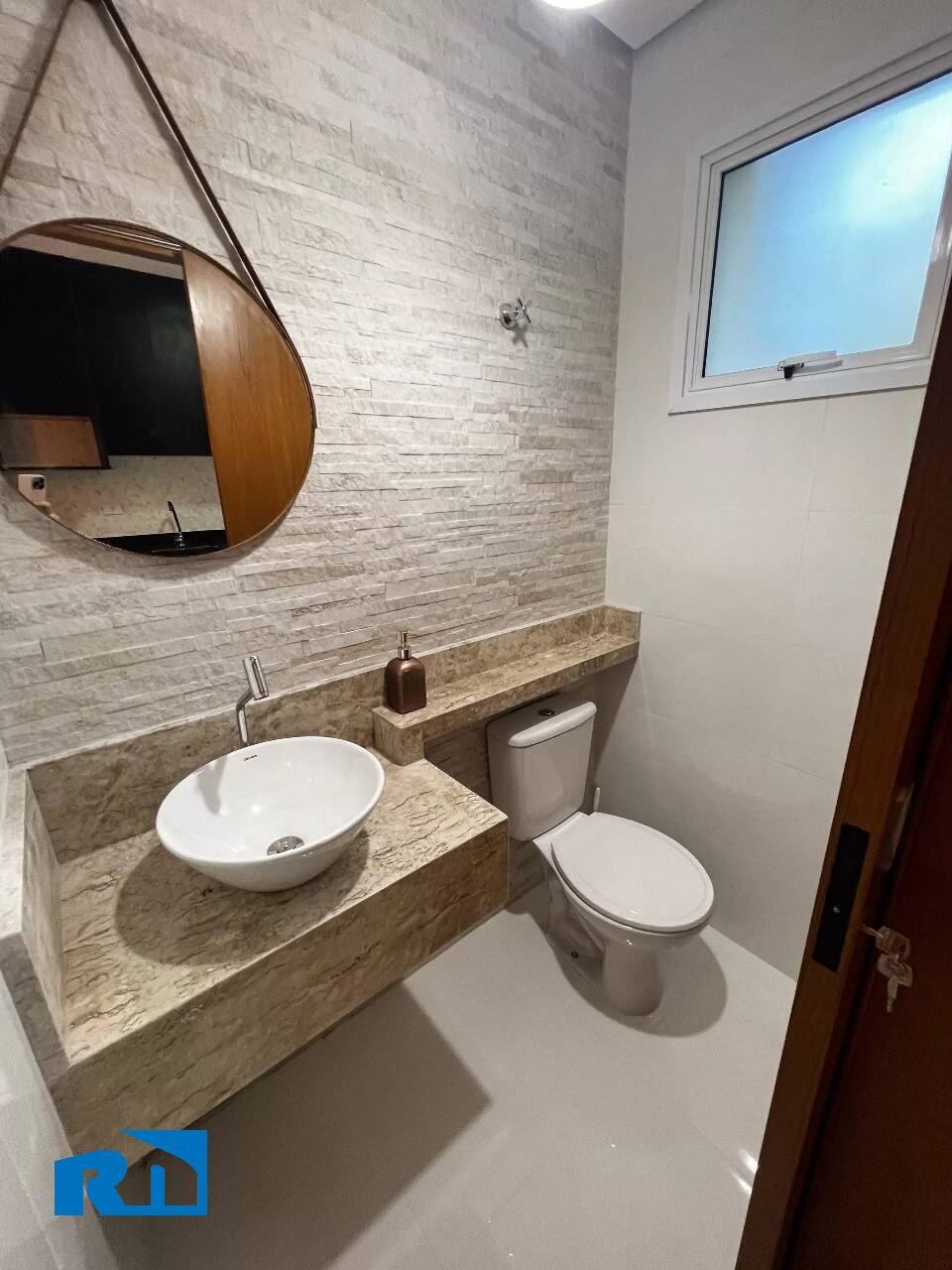 Casa à venda com 2 quartos, 84m² - Foto 14